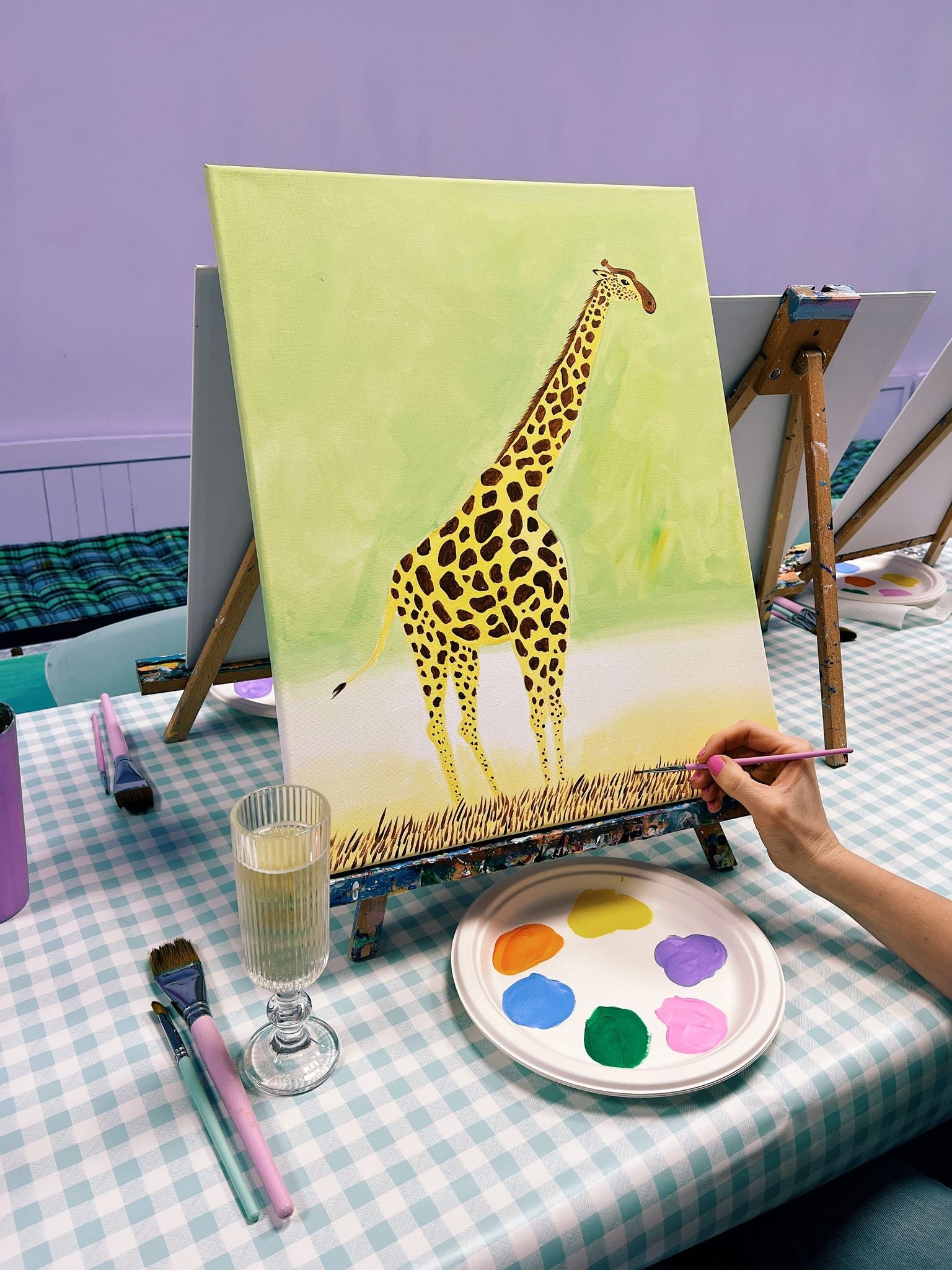 10/09/2025 - Giraffe