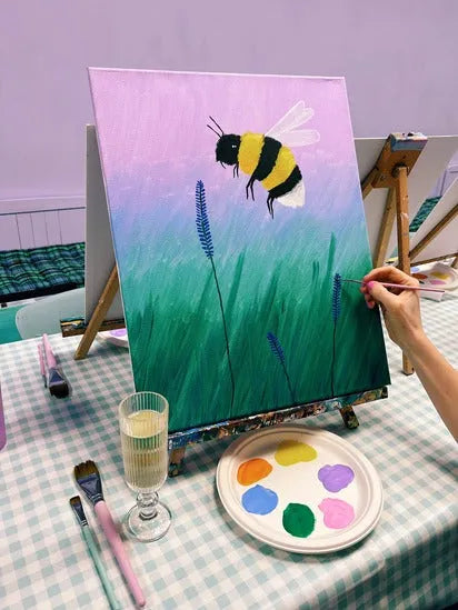 21/03/2026 - Lavender Bee