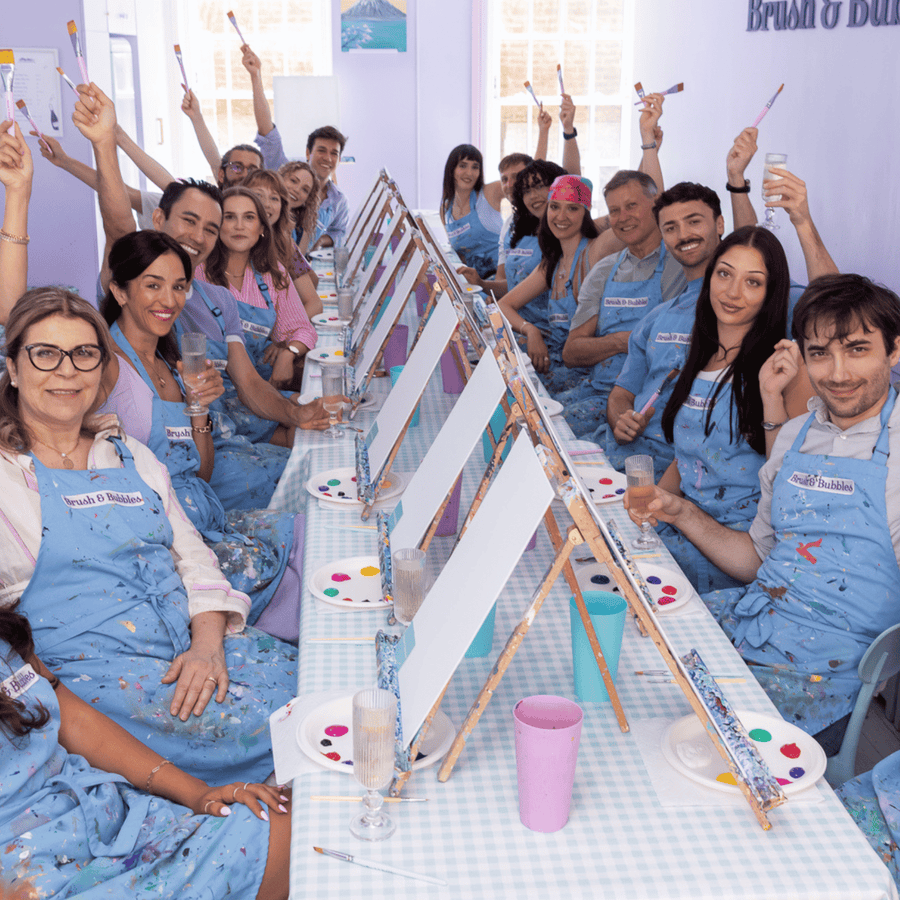 BRING YOUR TEAM TOGETHER THROUGH CREATIVITY